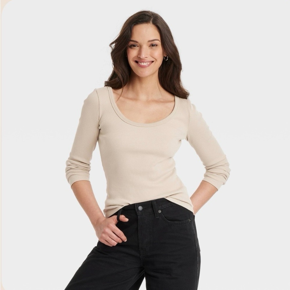 Universal Thread Beige Scoop Neck Ribbed Long Sleeve Tee- XS